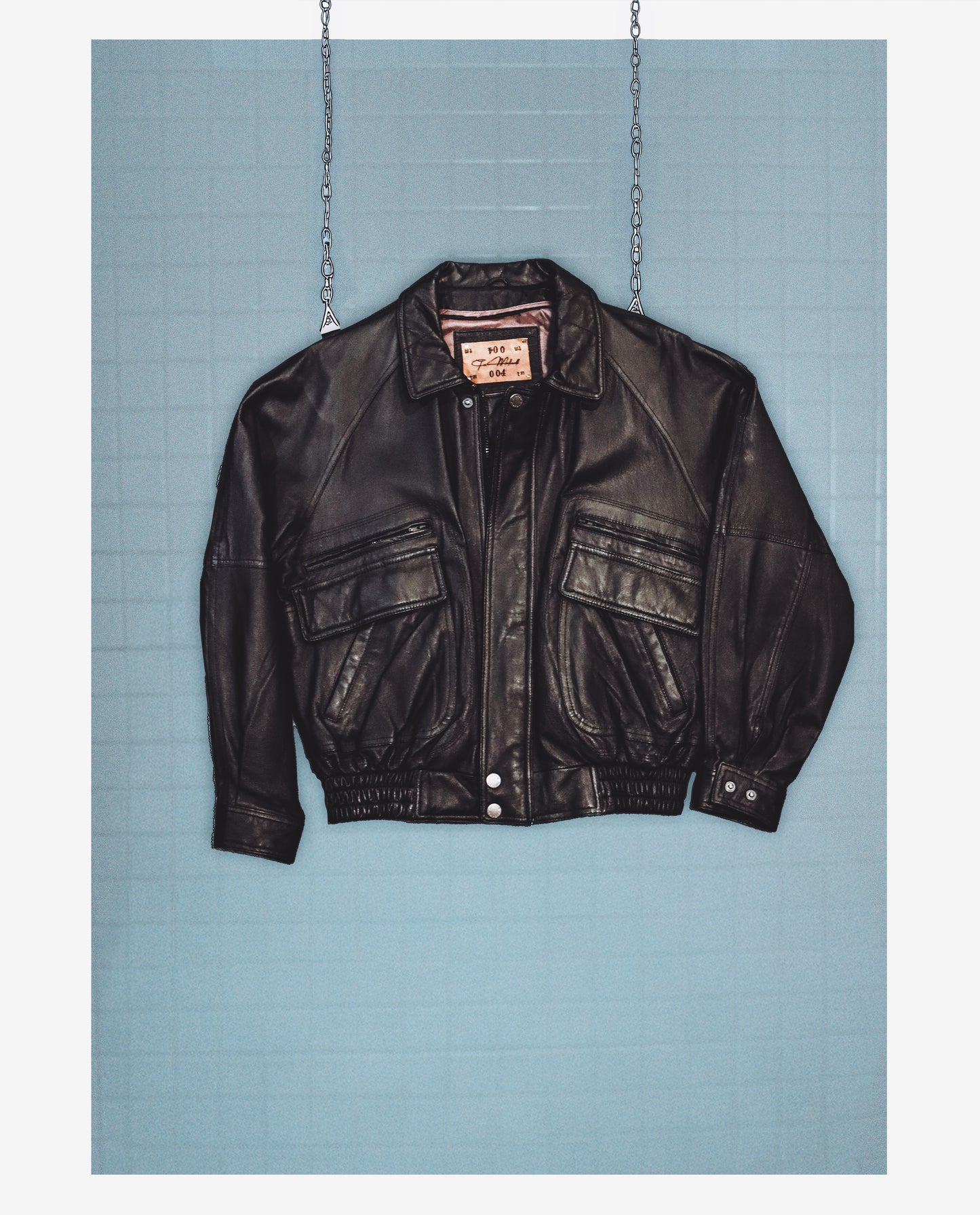 004 - SINGLE-RIDER BUG-BOMBER