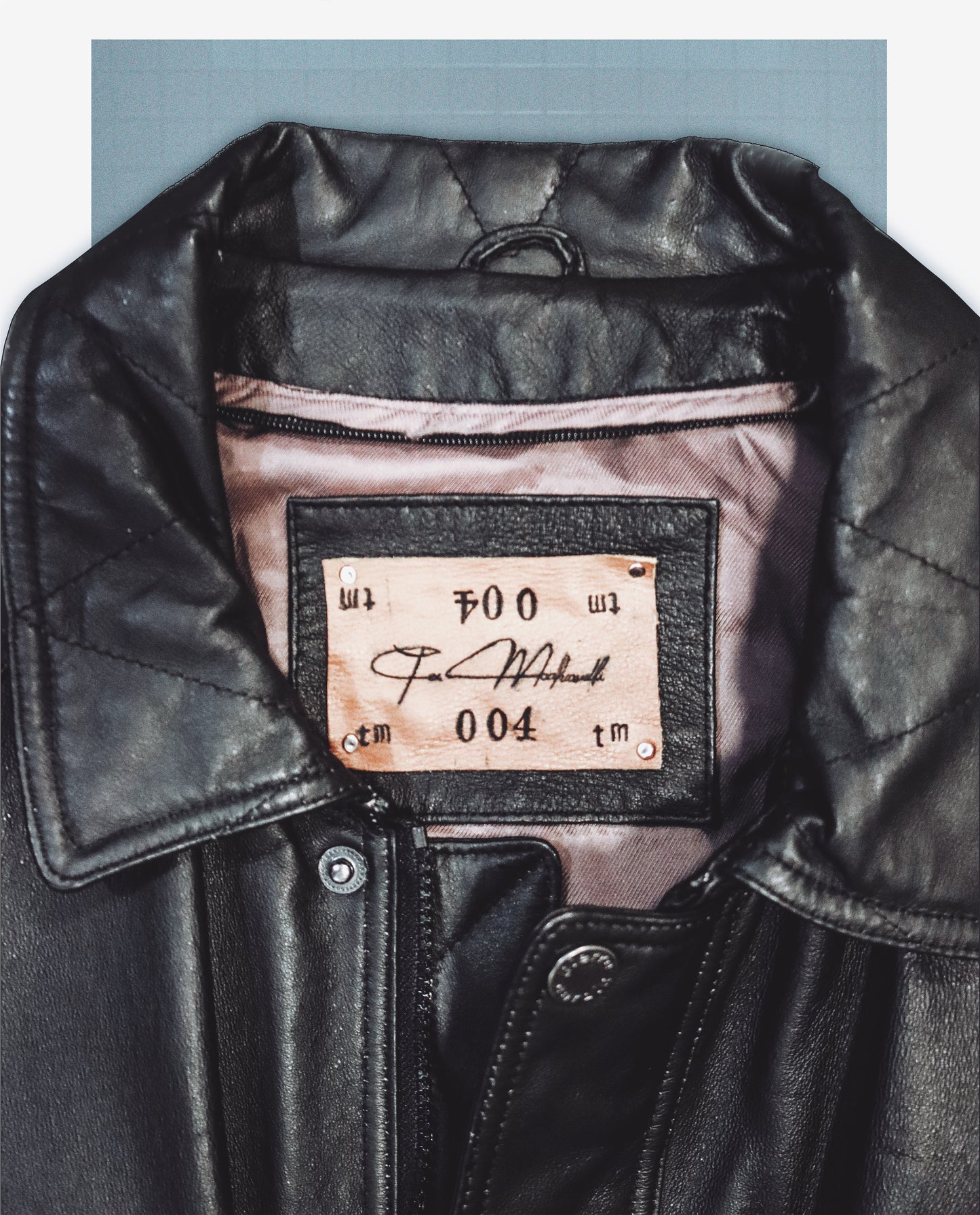 004 - SINGLE-RIDER BUG-BOMBER